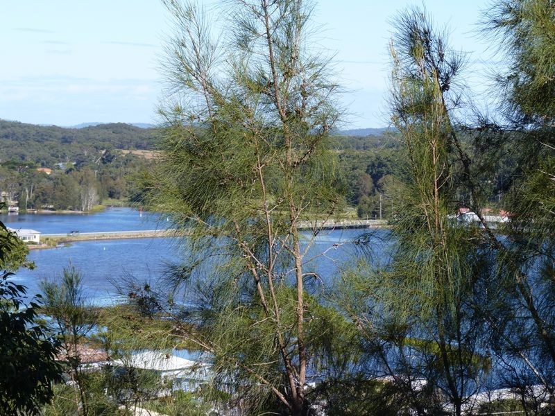 23 Canberra Crescent, Burrill Lake NSW 2539