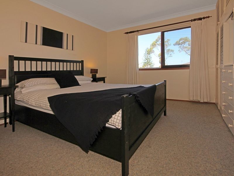 7 Jones Avenue, Mollymook NSW 2539