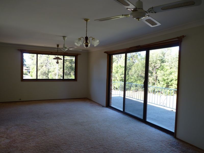 24 Valley Drive, Mollymook NSW 2539