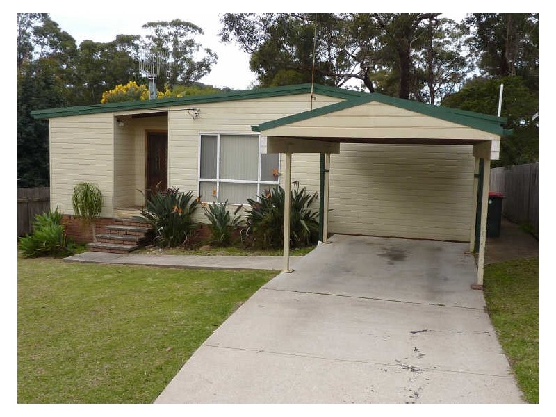 4 Acacia Street, Fishermans Paradise NSW 2539