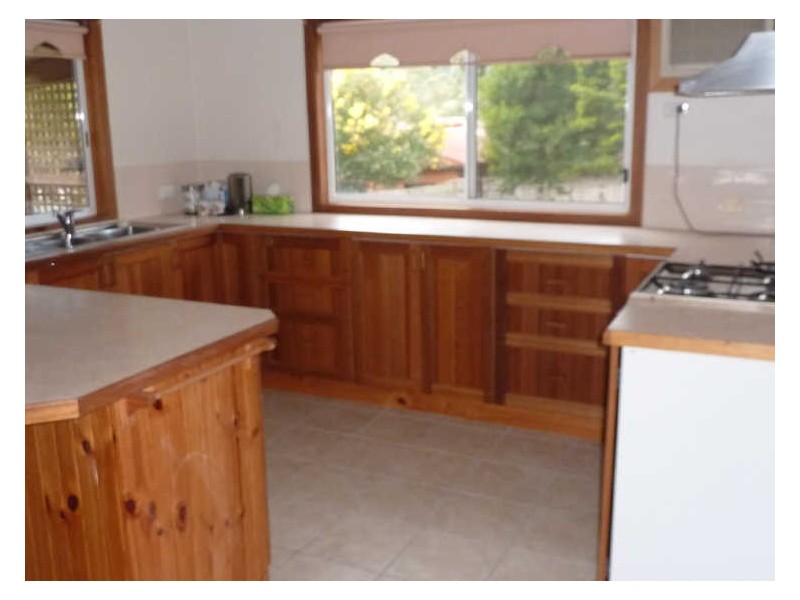 4 Acacia Street, Fishermans Paradise NSW 2539