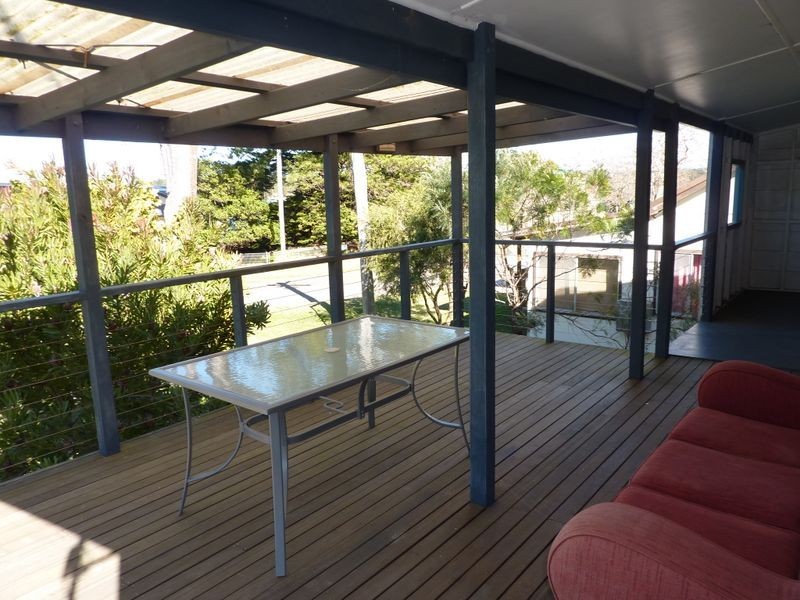 23 Kendall Crescent, Burrill Lake NSW 2539