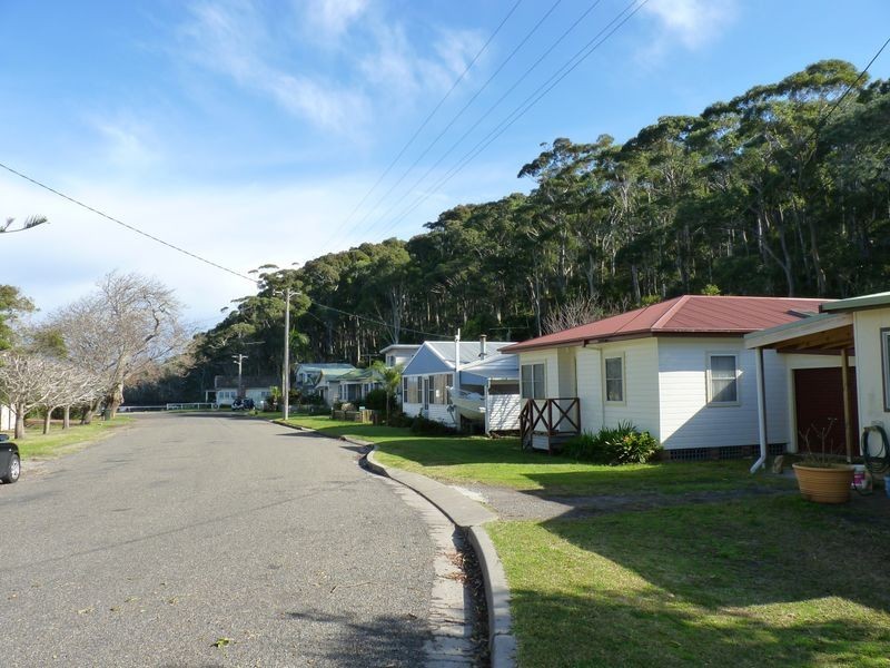 23 Kendall Crescent, Burrill Lake NSW 2539