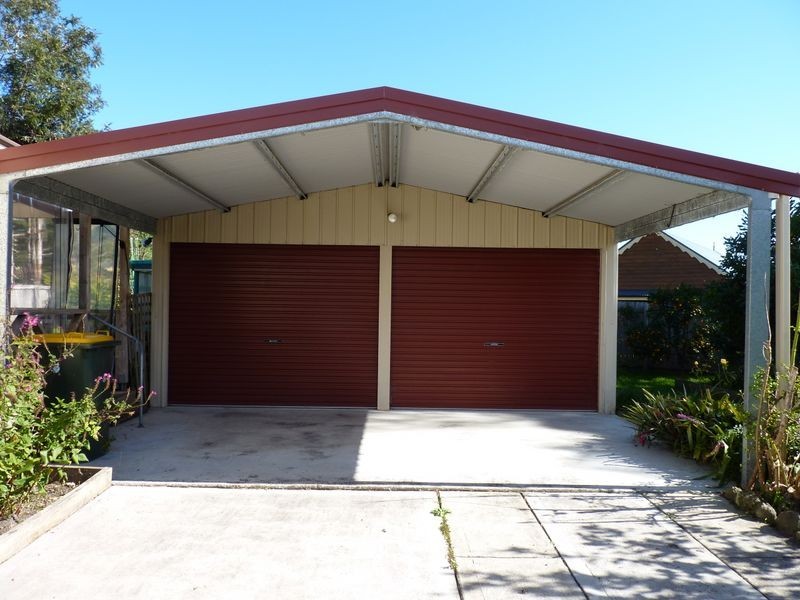 35 Torquay Drive, Lake Tabourie NSW 2539