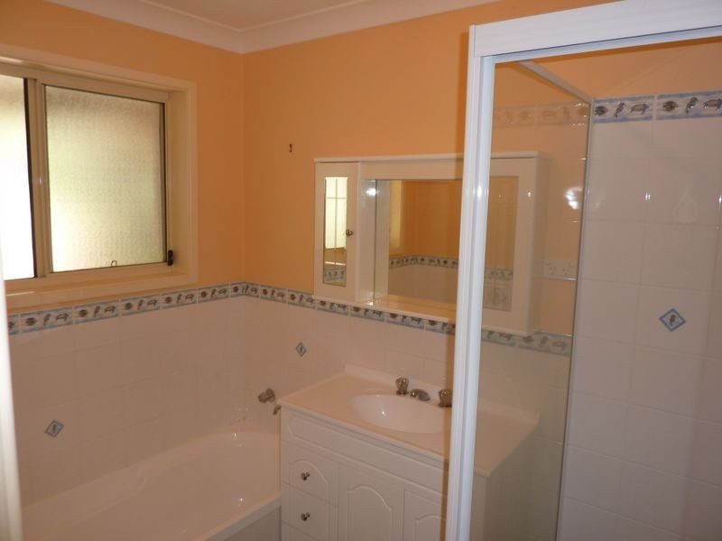 14 Leigh Crescent, Ulladulla NSW 2539