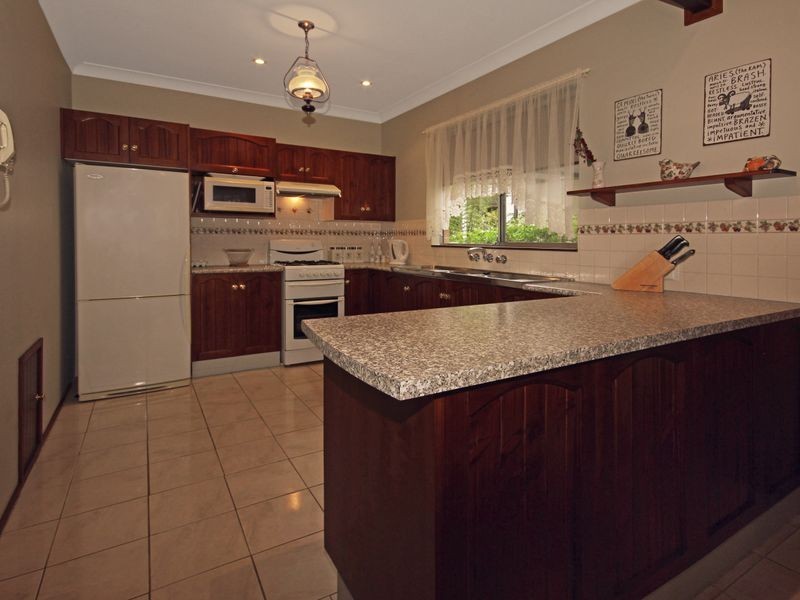 33 Anglers Parade, Fishermans Paradise NSW 2539