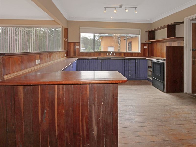 39 Princes Highway, Lake Tabourie NSW 2539