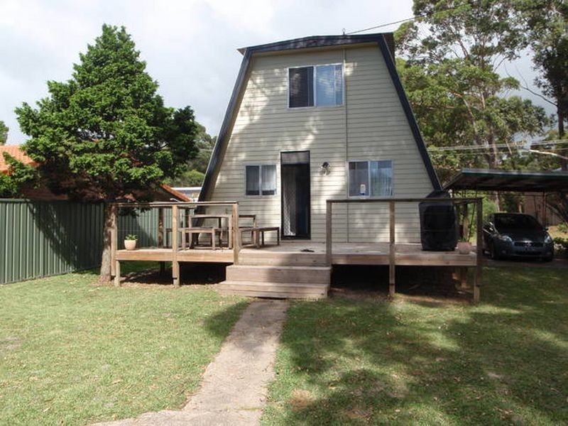 28 Bangalow St, Narrawallee NSW 2539