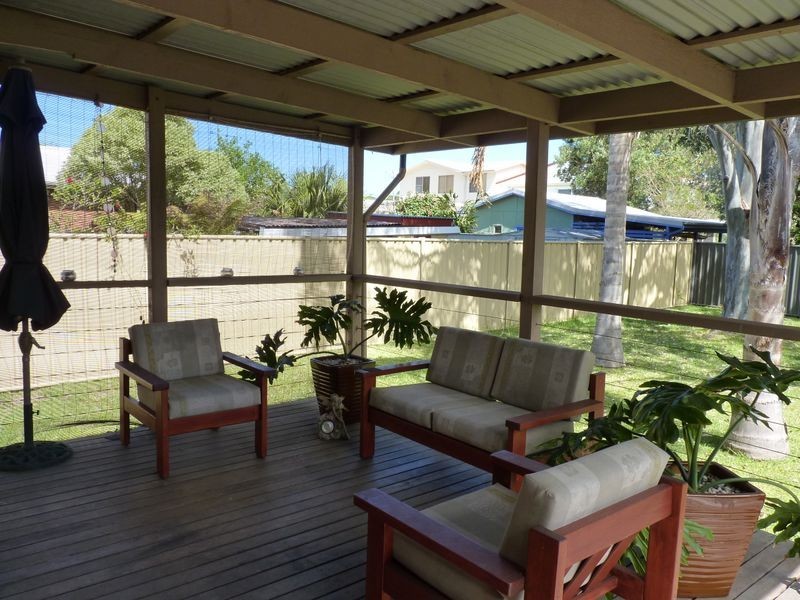 18 Commonwealth Avenue, Burrill Lake NSW 2539