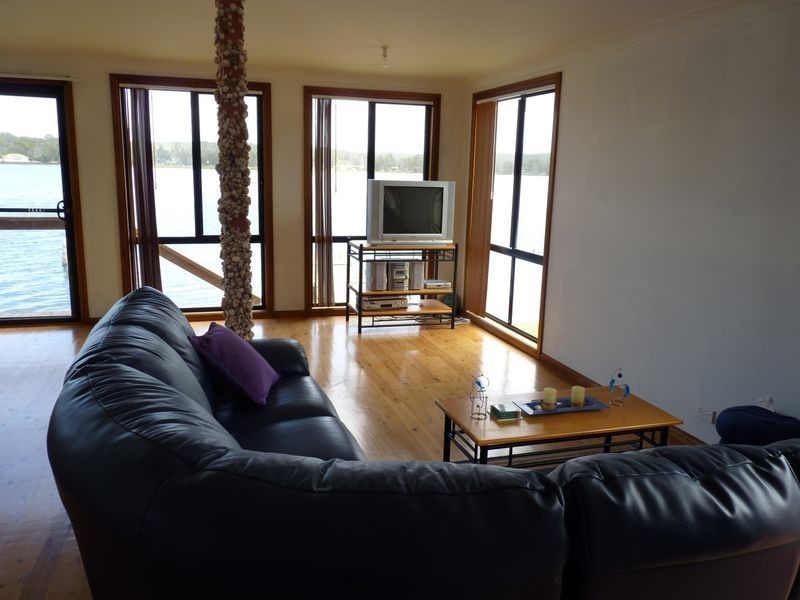22 McDonald Parade, Burrill Lake NSW 2539