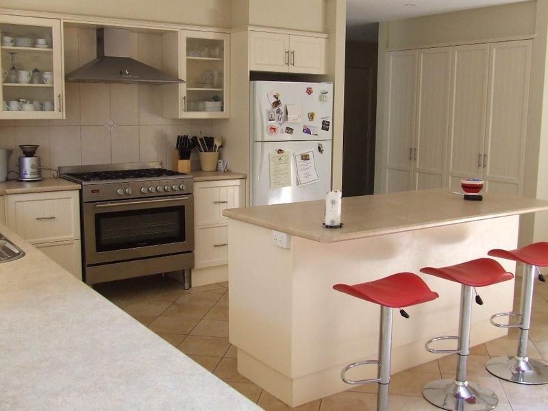 4 Buckland St, Mollymook NSW 2539