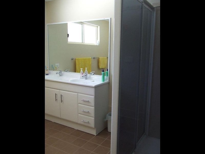 4 Buckland St, Mollymook NSW 2539