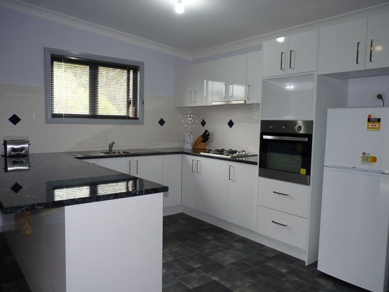 2 Princes Highway, Lake Tabourie NSW 2539