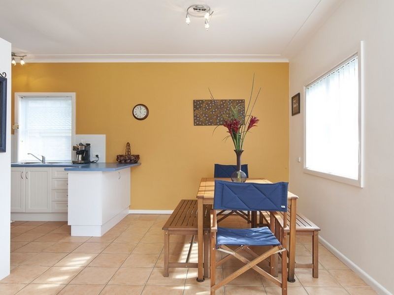 39 Carroll Avenue, Mollymook NSW 2539