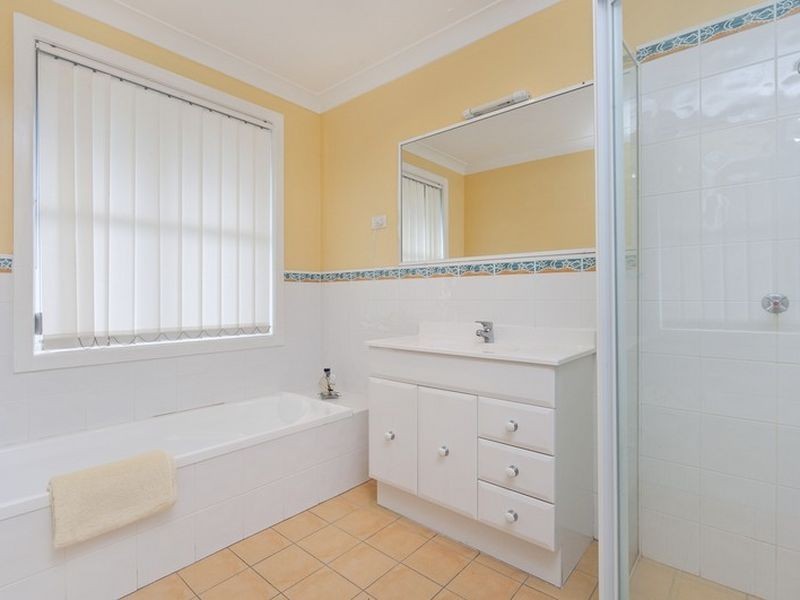 39 Carroll Avenue, Mollymook NSW 2539