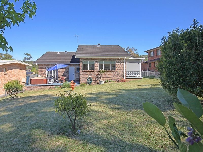 80 Carroll Avenue, Mollymook NSW 2539