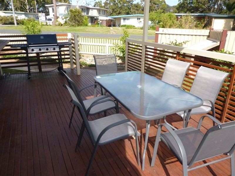 23 James Cres, Kings Point NSW 2539