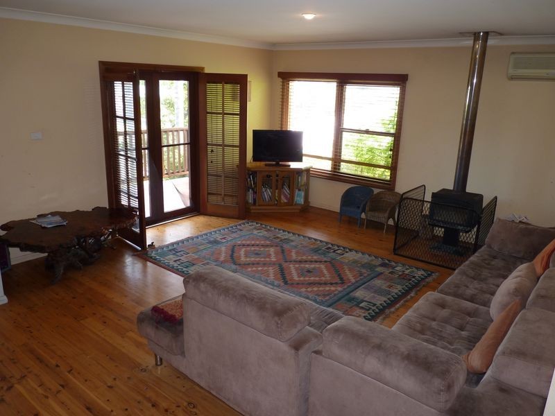 47 Commonwealth Avenue, Burrill Lake NSW 2539