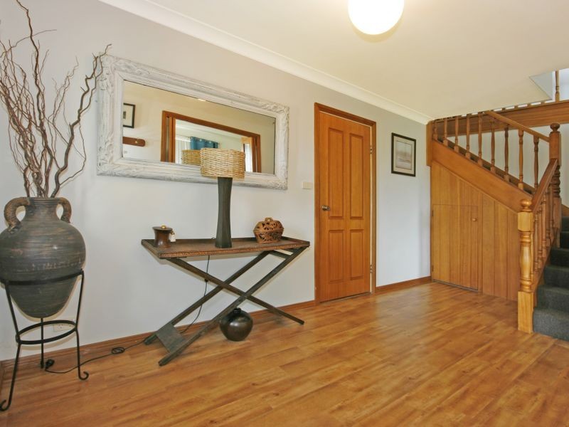 11 Booth Avenue, Narrawallee NSW 2539