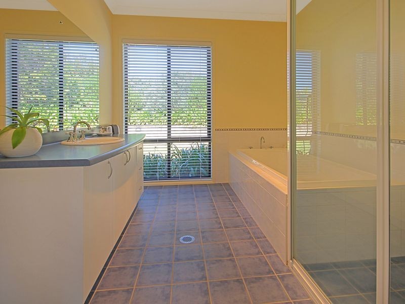 24 Hobbs Lane, Milton NSW 2538