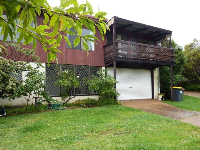 7 Northeast Place, Mollymook NSW 2539