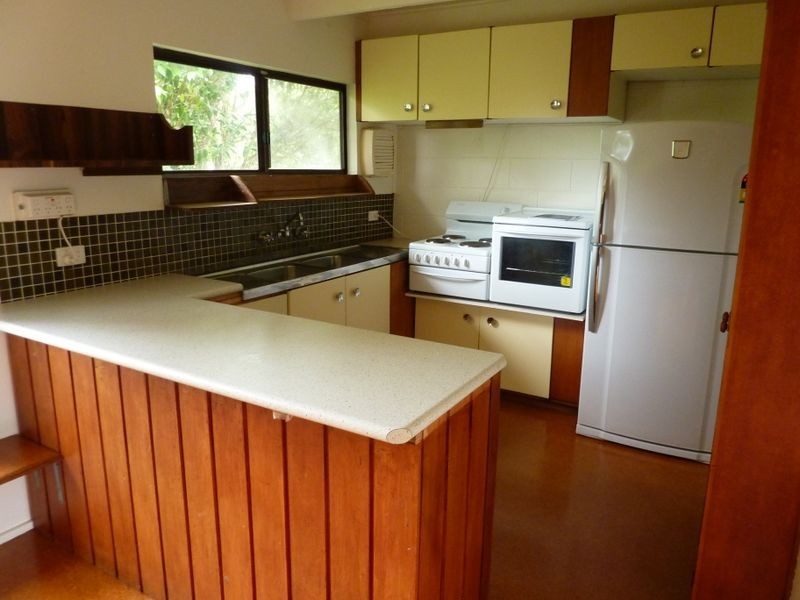 7 Northeast Place, Mollymook NSW 2539