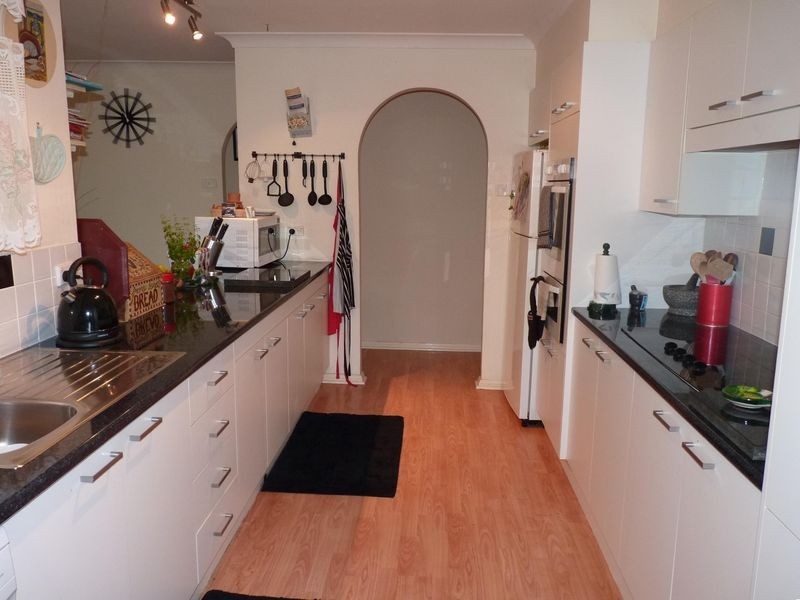 2 Venus Avenue, Lake Tabourie NSW 2539