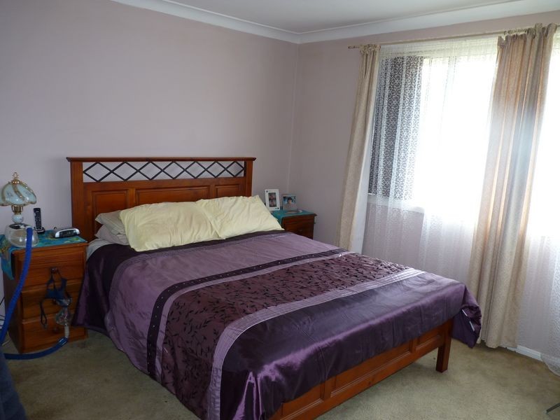2 Venus Avenue, Lake Tabourie NSW 2539