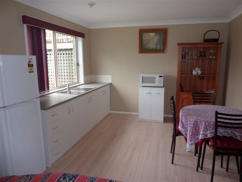 2 Robertson St, Ulladulla NSW 2539