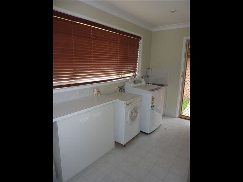 2 Robertson St, Ulladulla NSW 2539