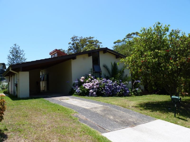 40 Clyde Street, Mollymook NSW 2539