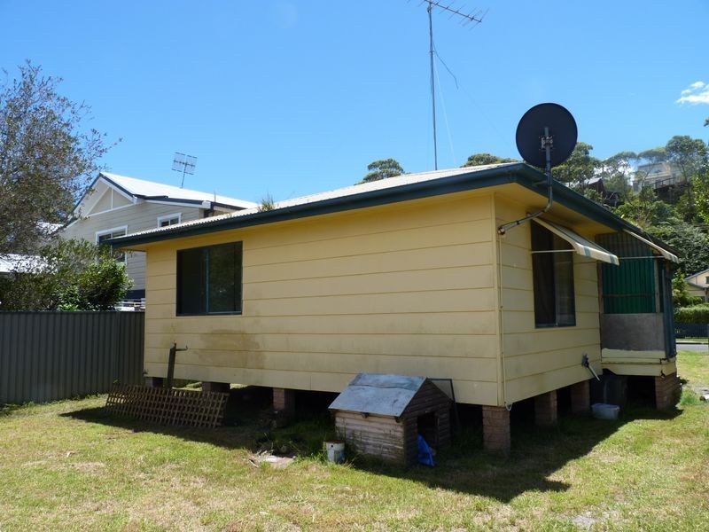 8 Commonwealth Avenue, Burrill Lake NSW 2539
