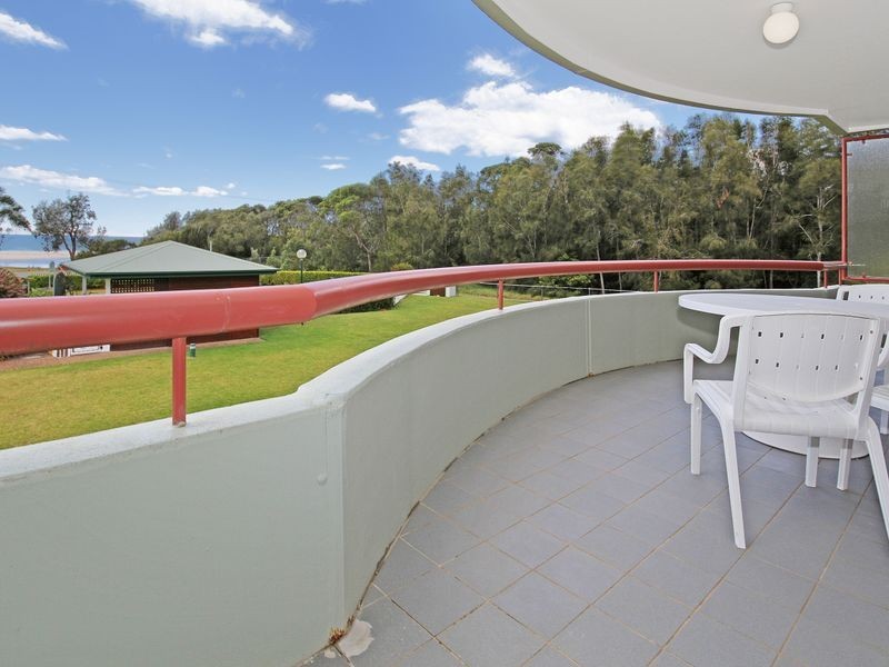 8/1A Mitchell Parade, Mollymook NSW 2539