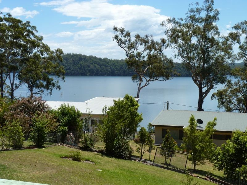 15 Evans Street, Lake Conjola NSW 2539