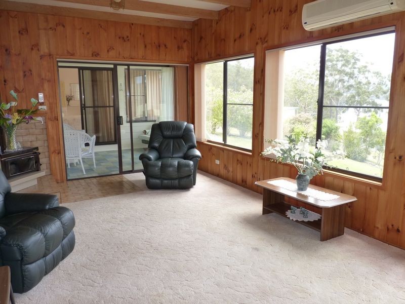 15 Evans Street, Lake Conjola NSW 2539