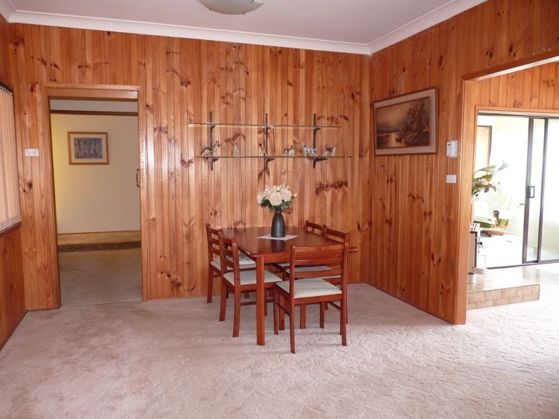 15 Evans Street, Lake Conjola NSW 2539