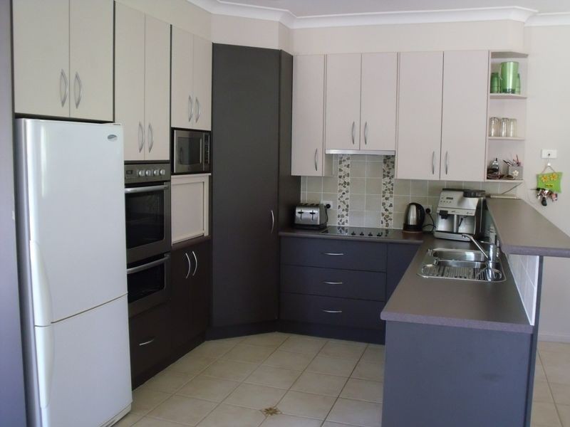 75 Lyra Drive, Lake Tabourie NSW 2539