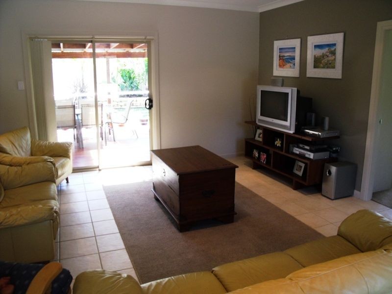 75 Lyra Drive, Lake Tabourie NSW 2539