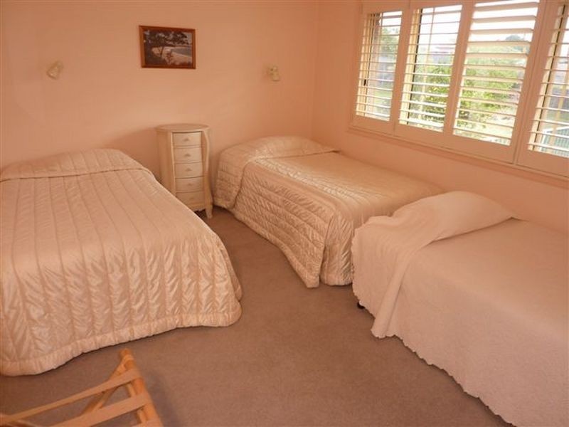 4/5 Murramerang St, Mollymook NSW 2539