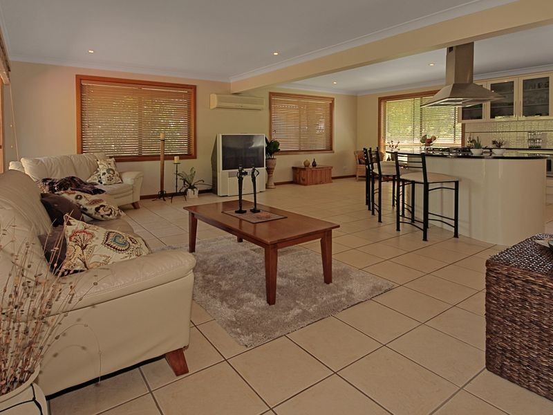 53 Golf Avenue, Mollymook NSW 2539