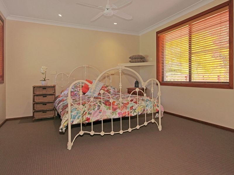 53 Golf Avenue, Mollymook NSW 2539