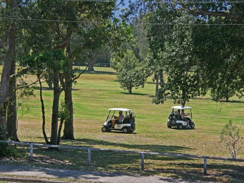 53 Golf Avenue, Mollymook NSW 2539