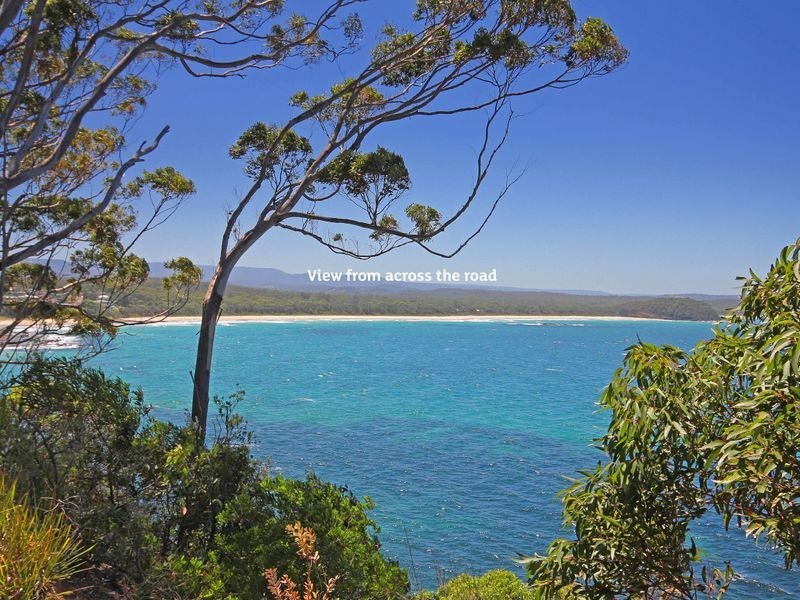 63 Bannister Head Road, Mollymook NSW 2539