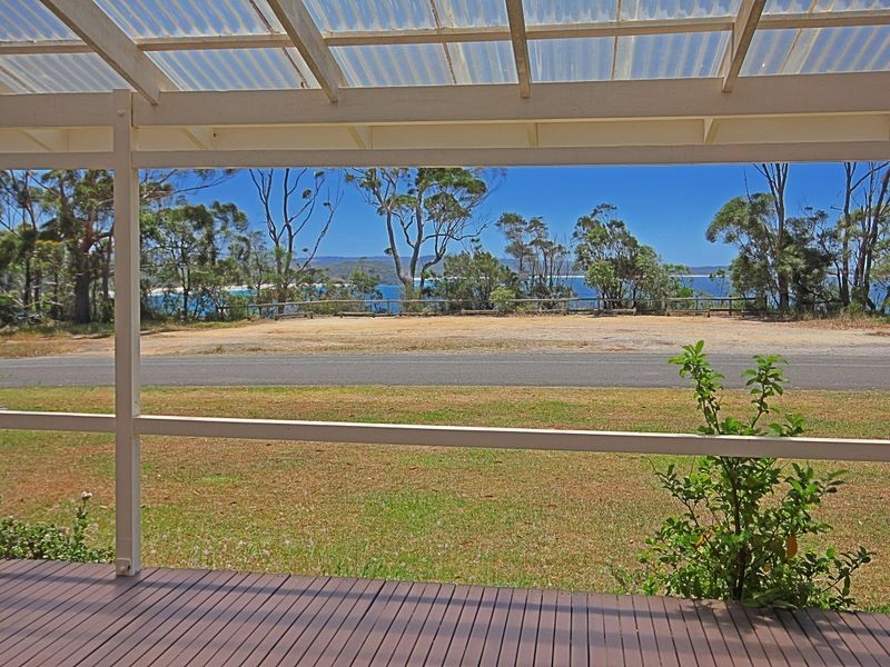 63 Bannister Head Road, Mollymook NSW 2539