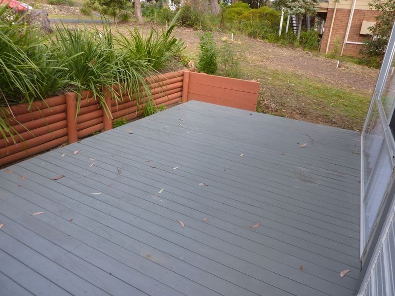 27 Ross Ave, Narrawallee NSW 2539