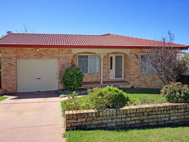 16 Burrill Street North, Ulladulla NSW 2539