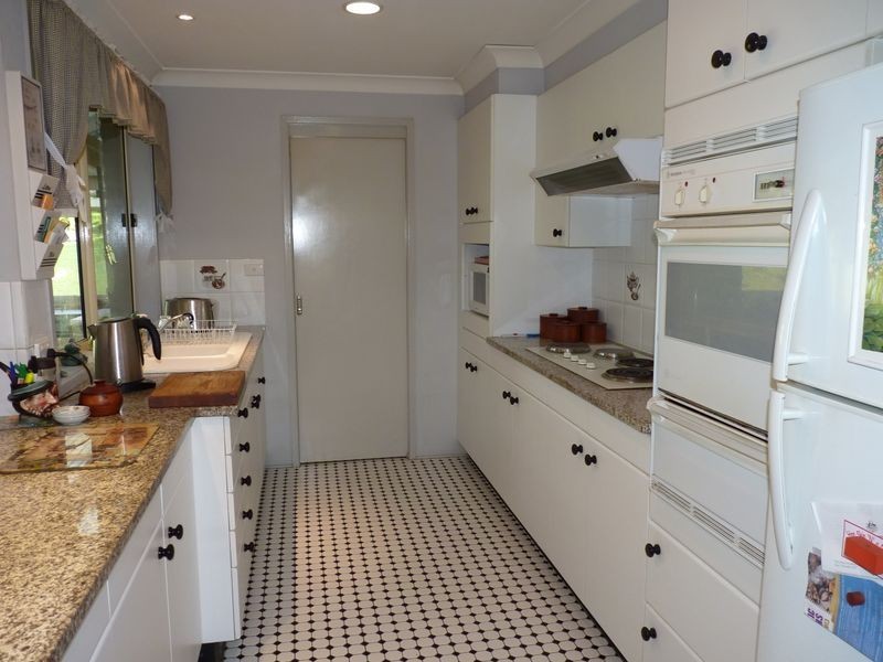 77 Donlan Road, Mollymook NSW 2539