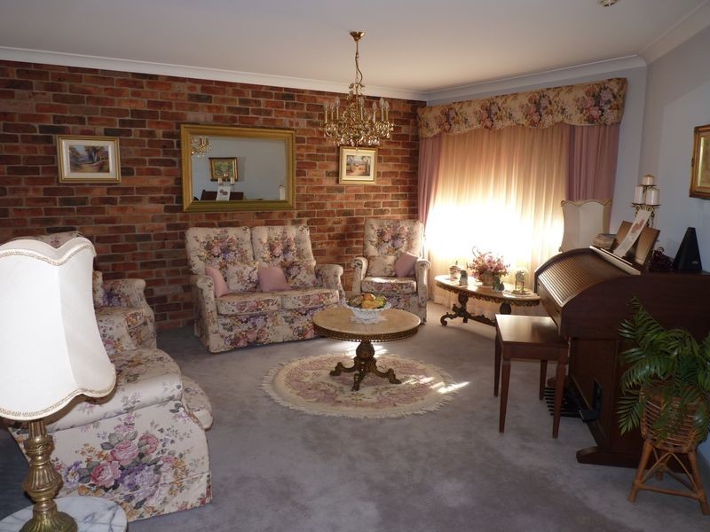 77 Donlan Road, Mollymook NSW 2539