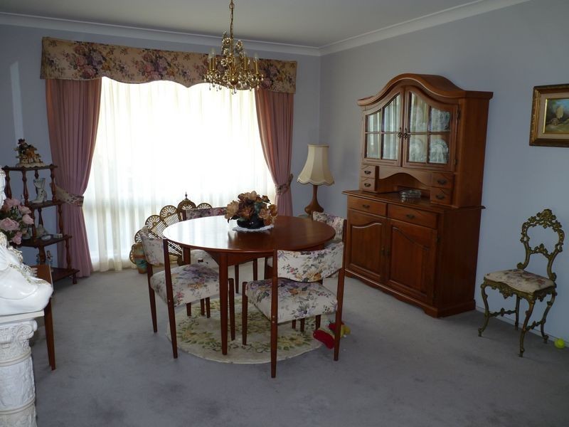 77 Donlan Road, Mollymook NSW 2539