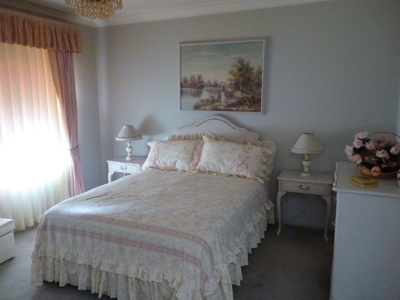 77 Donlan Road, Mollymook NSW 2539